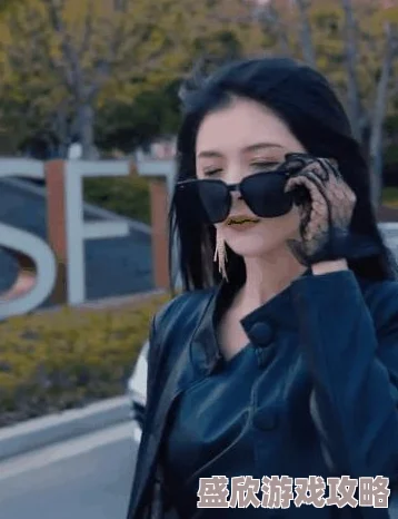 美女胸又大又www有点黄最近在网上晒出自己新买的豪车引发热议